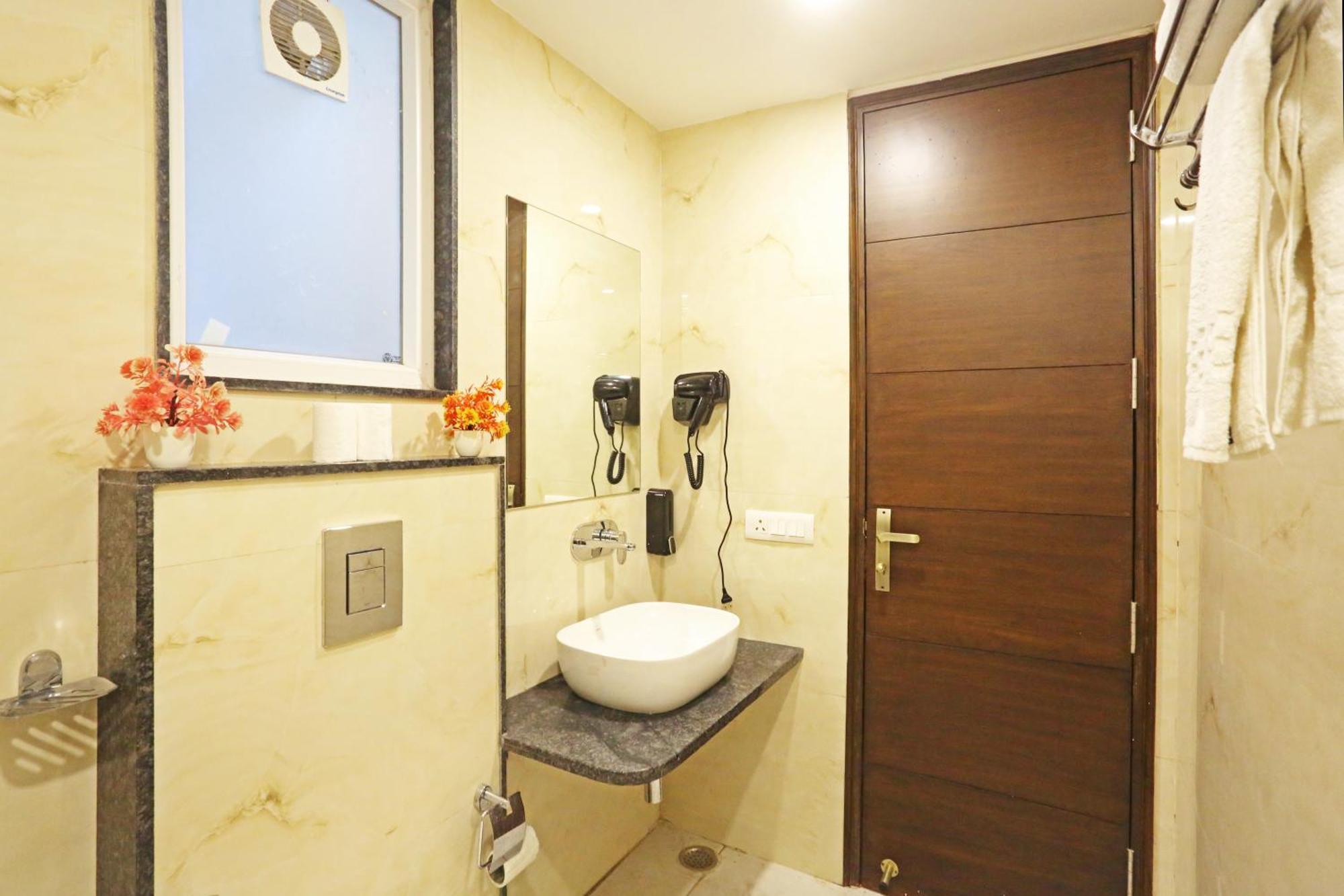 Frankstay By Hotel Mayfair Newly Built - نيودلهي المظهر الخارجي الصورة